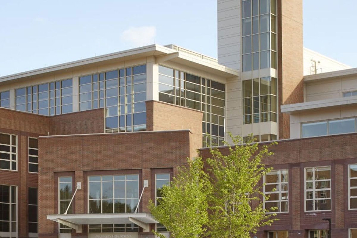 Wellesley High School